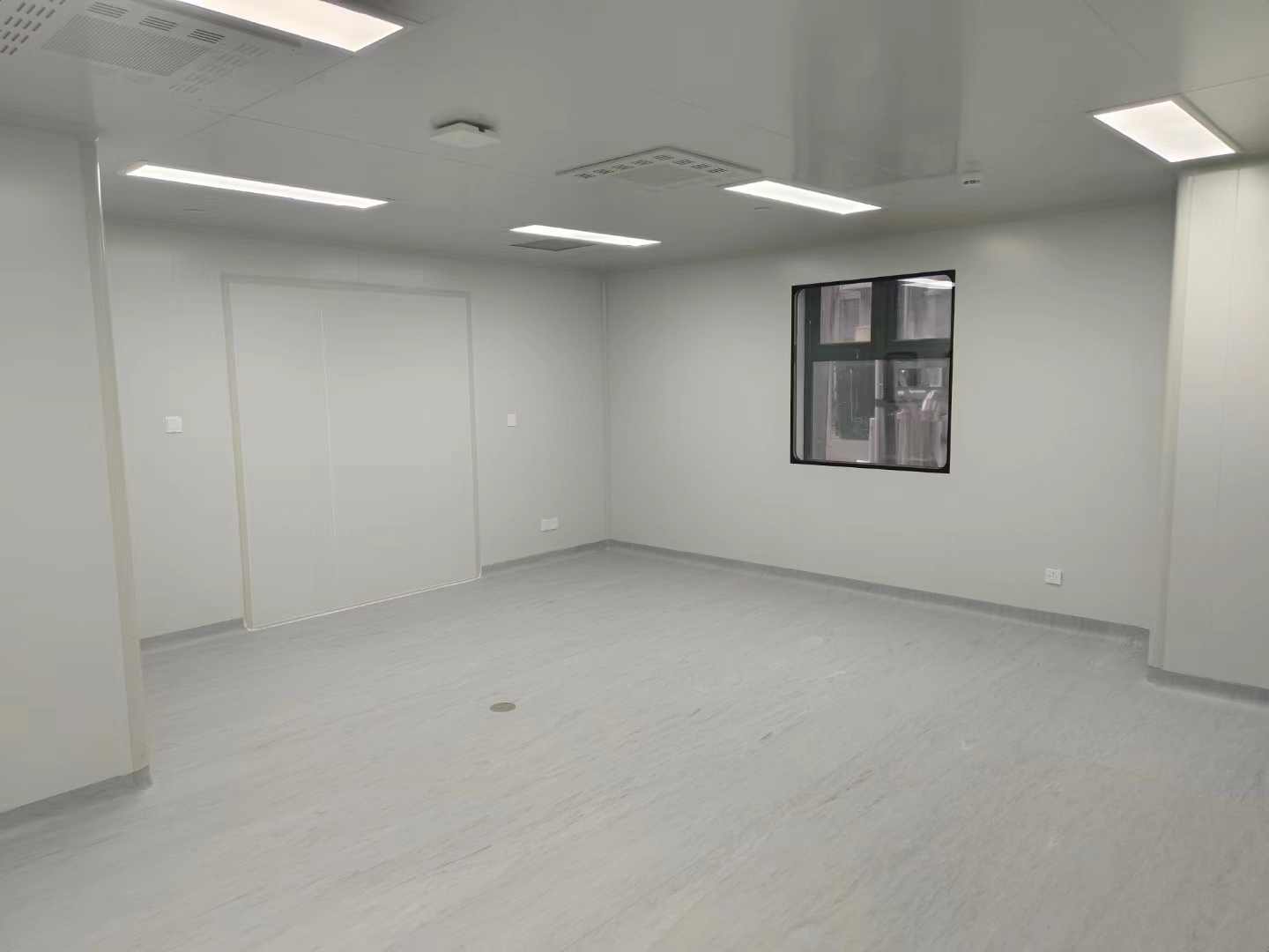 江蘇常熟萬級GMP潔凈車間裝修