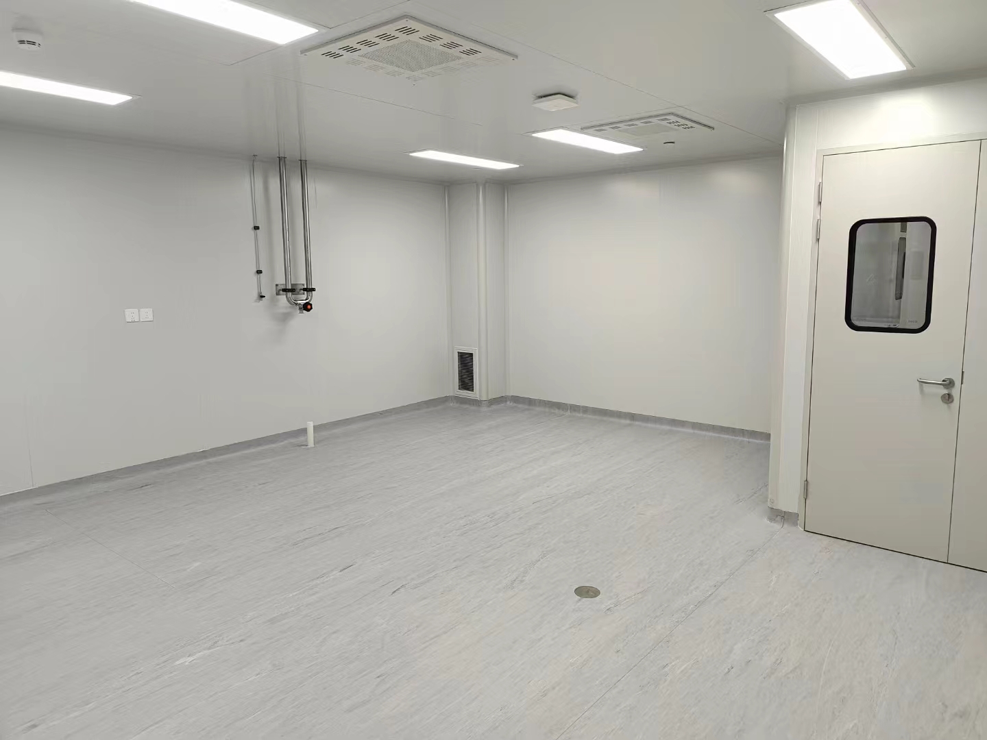江蘇常熟萬級GMP潔凈車間裝修