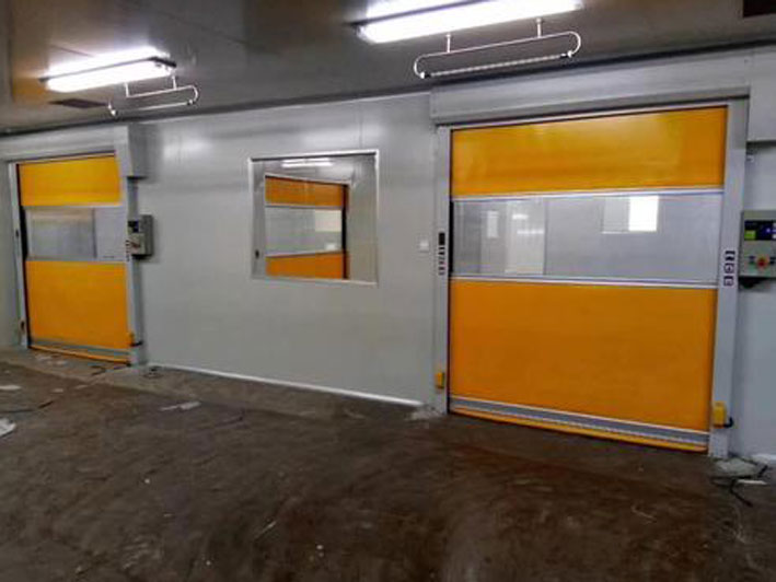 潔凈車間裝修工程安裝快速門圖片